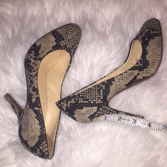 ❤️ J. Crew snake print high heel/pump ❤️ - Picture 2 of 7